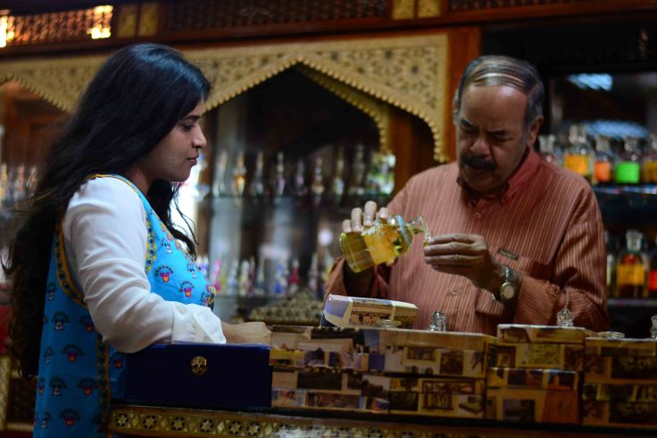 buying perfume in cairo